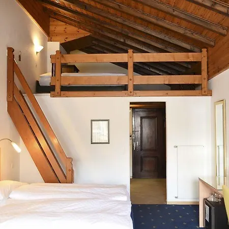 Alpen & Готель 4*