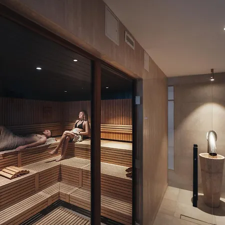 Alpen & Готель 4*