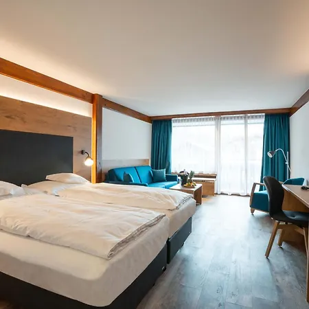 Alpen & Готель 4*